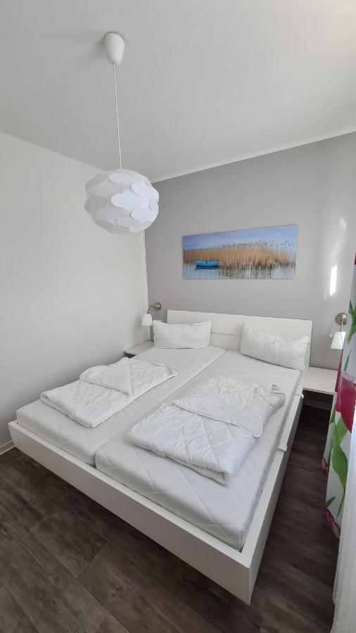 Bernstein Apartamento Gelbensande Exterior foto